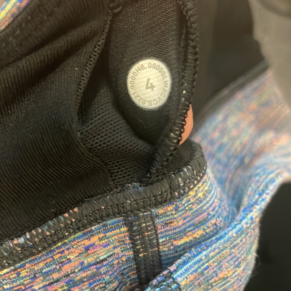Lululemon energy bra high neck long line color multi size 4 - Picture 7 of 8